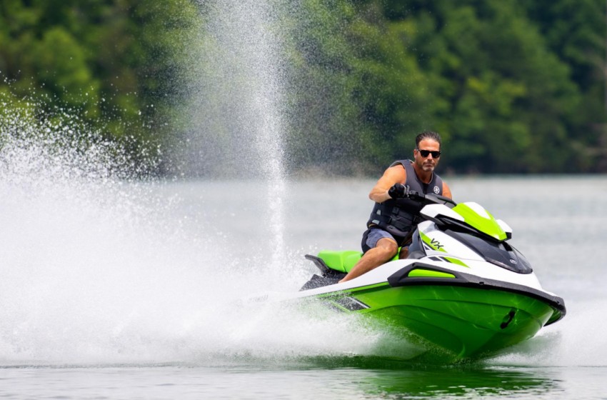 Гідроцикл Yamaha VX
